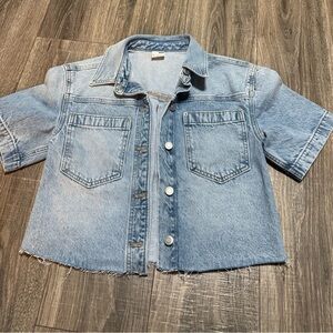 SO Light Blue Cropped Denim Short Sleeve Raw Hem Jacket Size S